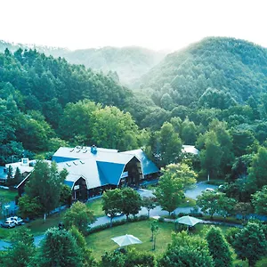 ログホテル メープルロッジ 岩見沢市